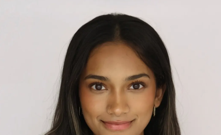 Shreya Dinesh